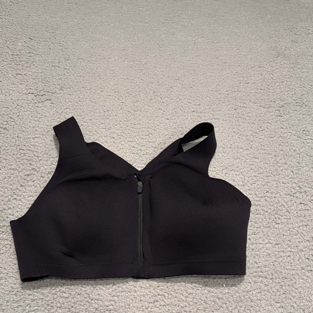 Lululemon Enlite Front-Zip Bra Black Zipper Front Sports Bra size 38D